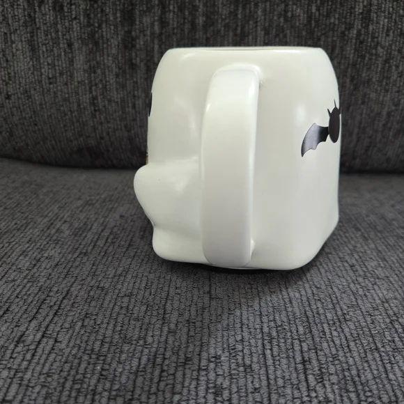 Tim Hortons 2025 Halloween Ghost Collectible Mug - Picture 4 of 8